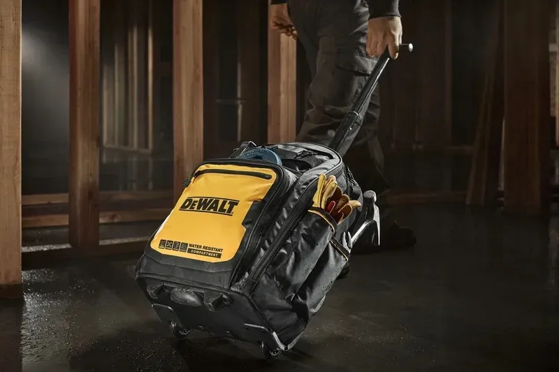 plecak-dewalt-dwst60101-1-waga-z-opakowaniem-1-kg