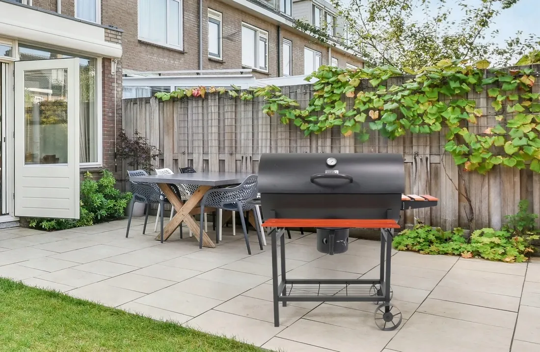grill-weglowy-lund-71-x-345-cm