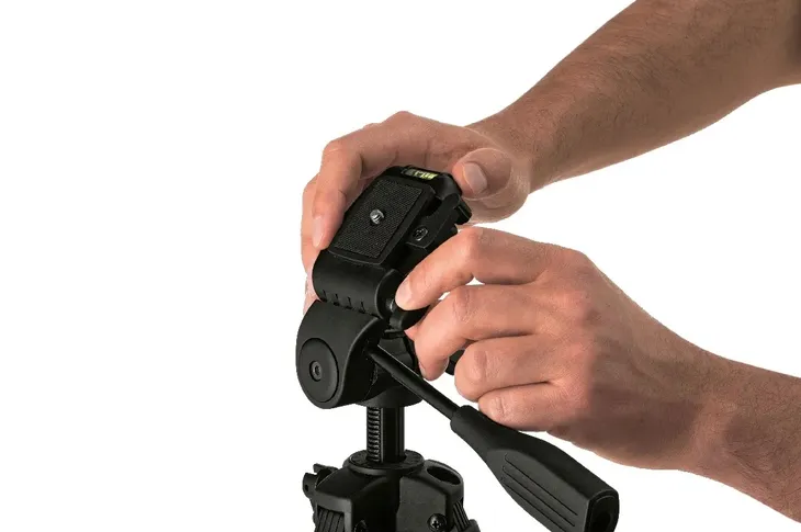 statyw-do-lasera-bosch-bt-150-55-157-cm-waga-z-opakowaniem-1-38-kg-model-bt-150