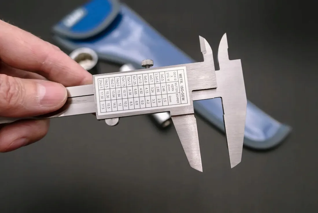 suwmiarka-analogowa-limit-150-mm