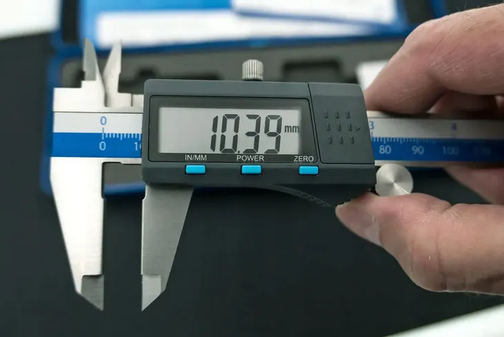 suwmiarka-elektroniczna-limit-150-mm-maksymalny-zakres-pomiaru-150-mm-marka-limit