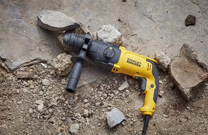 mlotowiertarka-stanley-sds-plus-800-w-funkcyjnosc-3-funkcyjny-wiercenie-z-i-bez-udaru-podkuwanie