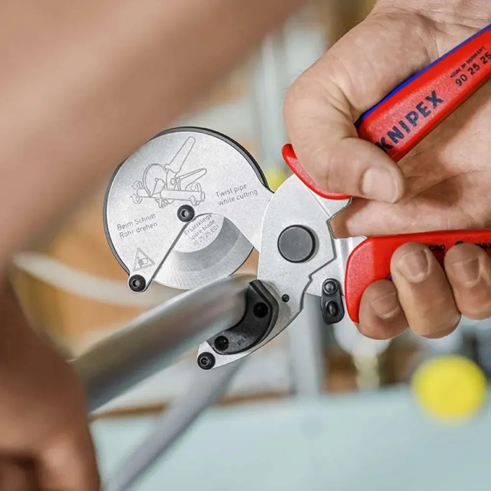 obcinak-do-rur-knipex-2-26-mm-waga-z-opakowaniem-0-39-kg