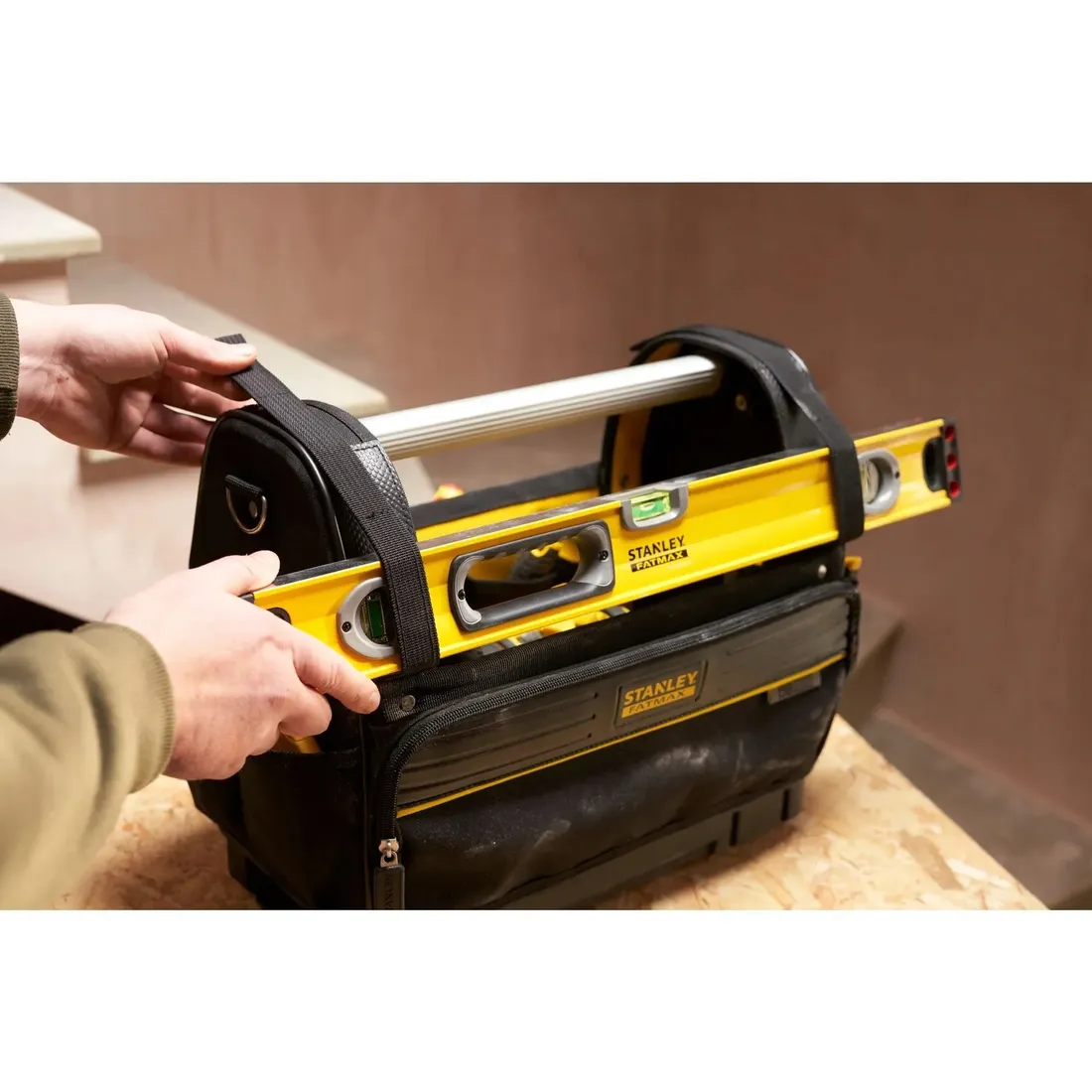 stanley-torba-otwarta-45cm-pro-stack-fmst17626-1