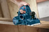 strug-sieciowe-bosch-230-v-650-w-szerokosc-strugania-82-mm