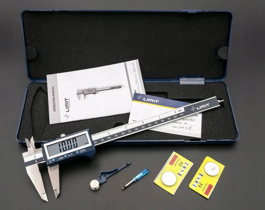 suwmiarka-elektroniczna-limit-200-mm