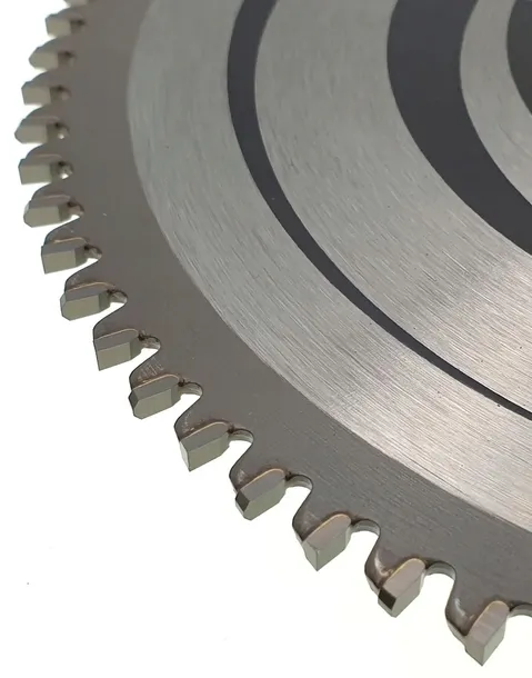 tarcza-pilarska-bosch-multi-material-30-x-210-mm-zastosowanie-aluminium