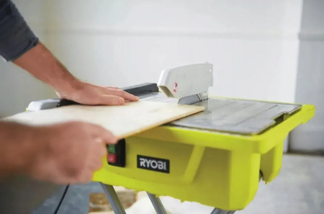 pilarka-do-glazury-ryobi-ws721s-500w