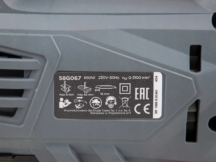 graphite-58g067-wyrzynarka-650w-seria-58g067