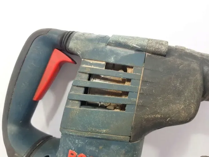 mlotowiertarka-bosch-sds-plus-800-w-maksymalna-moc-800-w