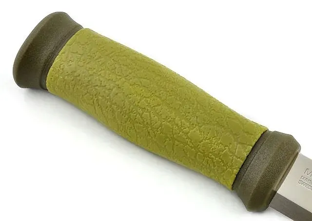 noz-turystyczny-morakniv-2000-olive-waga-z-opakowaniem-1-kg