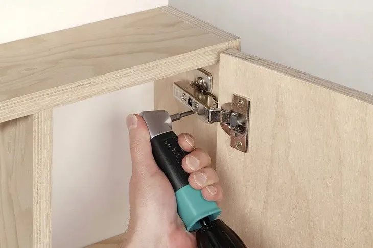 adapter-katowy-do-wkretarki-wolfcraft-1001000-8-elementow-kod-producenta-1001000-waga-z-opakowaniem-0-15-kg-marka-wolfcraft