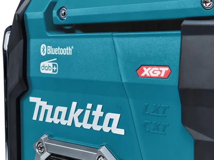 radio-budowlane-makita-bluetooth-mr004g-marka-makita-waga-z-opakowaniem-5-2-kg