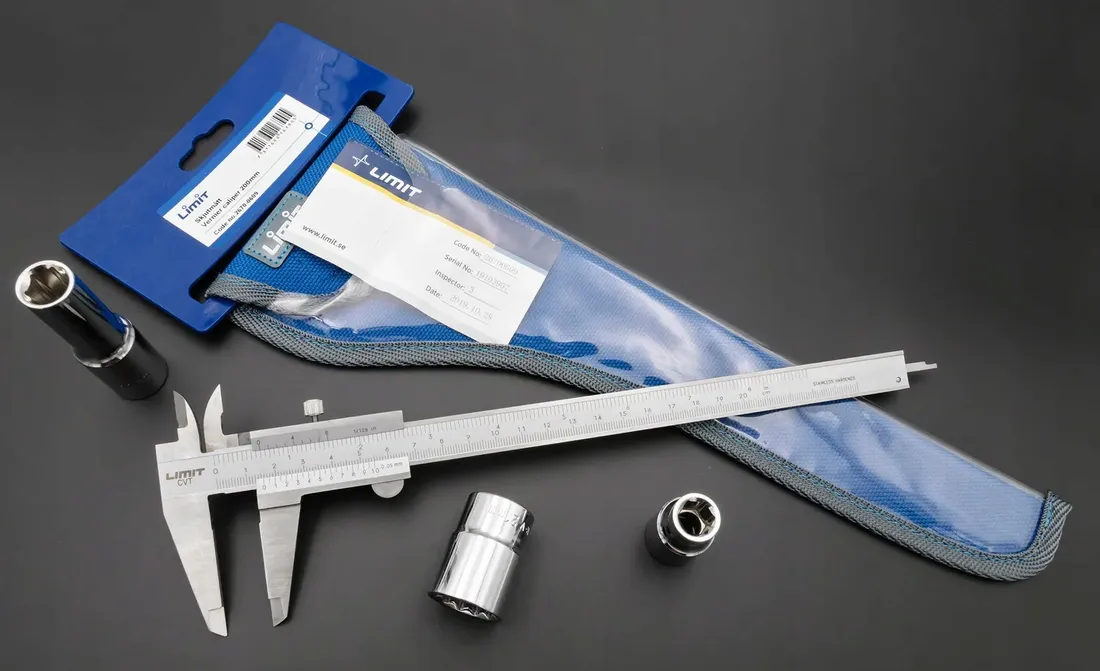 suwmiarka-analogowa-limit-200-mm