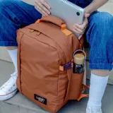 plecak-do-samolotu-cabinzero-classic-tech-28l-cz33-cinnamon-stan-nowy