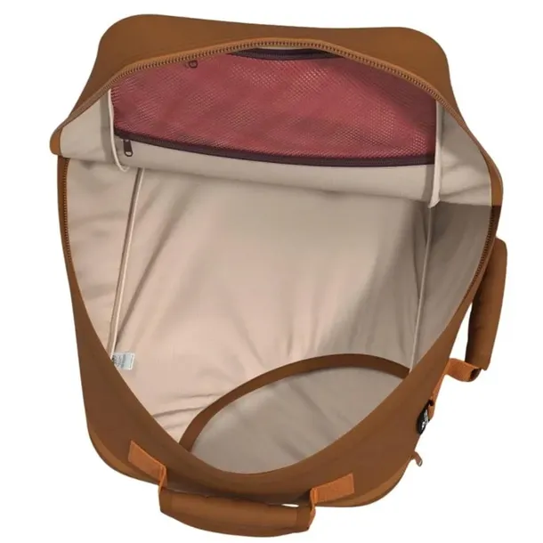 plecak-do-samolotu-cabinzero-classic-tech-28l-cz33-cinnamon-liczba-kieszeni-3