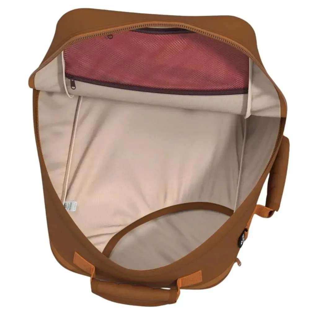 plecak-do-samolotu-cabinzero-classic-tech-28l-cz33-cinnamon