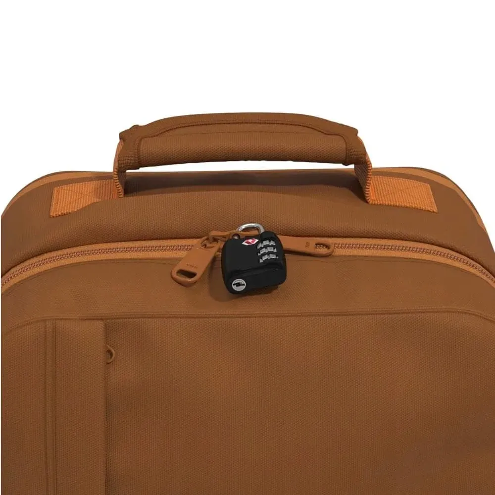 plecak-do-samolotu-cabinzero-classic-tech-28l-cz33-cinnamon-stan-nowy