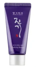 daeng-gi-meo-ri-vitalizing-shampoo-50-ml
