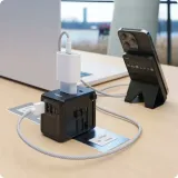 voomy-y30-adapter-podrozny-3x-usb-a-2x-usb-c-stan-nowy