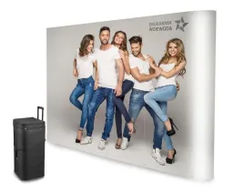 scianka-reklamowa-targowa-3x3-popup-kufer-projekt