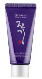 daeng-gi-meo-ri-vitalizing-shampoo-50-ml