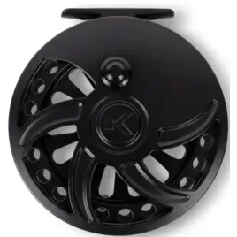 kolowrotek-na-klenia-brzane-do-przeplywanki-korum-glide-stealth-centrepin