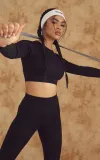prettylittlething-czarny-top-sportowy-basic-36-eko-stan-nowy