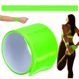 opaska-odblaskowa-ostrzegawcza-fluorescencyjna-samozaciskowa-zielona