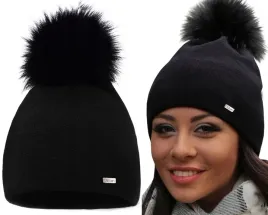modna-ciepla-czapka-z-pomponem-zimowa-eco-jenot-czarna-polski-producent-a13