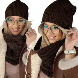 zimowy-komplet-damski-czapka-komin-cieply-produkt-polski-czekoladowy-braz