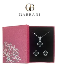 elegancki-zestaw-bizuterii-w-ksztalcie-czarnej-koniczynki-srebny