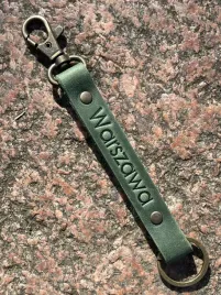 skorzany-brelok-smycz-imienny-do-kluczy-miasta-warszawa-zielony