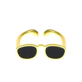 zloty-pierscionek-regulowany-w-ksztalcie-czarne-okulary