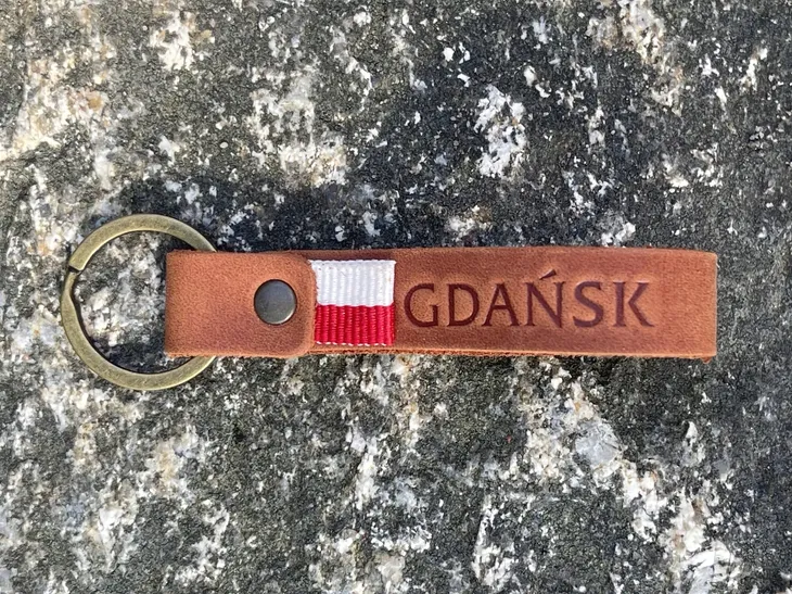 brelok-pamiatka-gdansk-brazowy-material-dominujacy-skora-naturalna