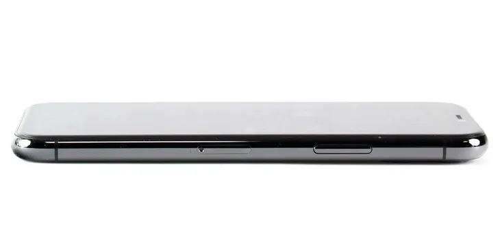 smartfon-apple-iphone-11-pro-64gb-bez-blokad-kolory-usb-igla-rodzaj-wyswietlacza-oled