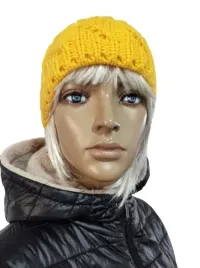 zimowa-czapka-damska-ciepla