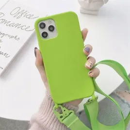 rokmym-etui-silikonowe-iphone-14-pro-max-zielone-smycz-jak-torebka