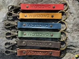 skorzany-brelok-smycz-imienny-do-kluczy-miasta-warszawa-30-szt