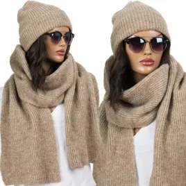 komplet-damski-czapka-duzy-szalik-prazkowany-cieply-szal-zimowy-polski
