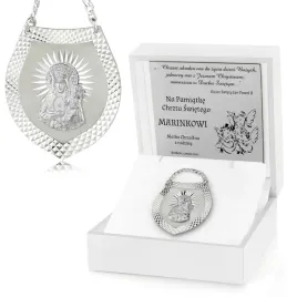 srebrny-ryngraf-z-matka-boska-pamiatka-chrztu-swietego-grawer-dla-dziecka