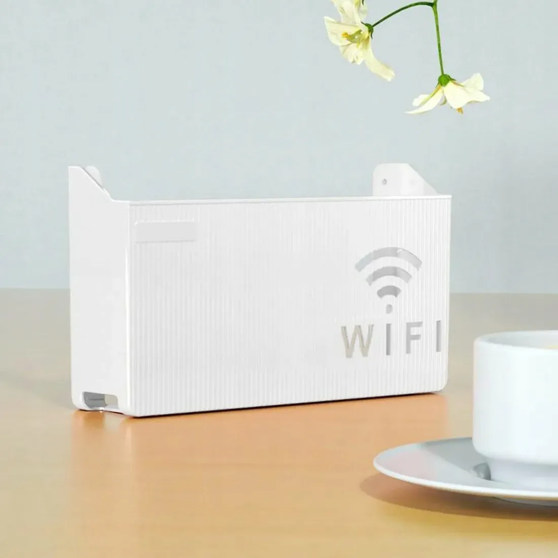 uchwyt-scienny-polka-na-router-wifi-switch-biala