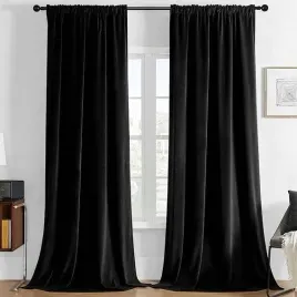zaslony-zaciemniajace-aksamitna-na-przelotkach-132x244-cm-czarne-2szt