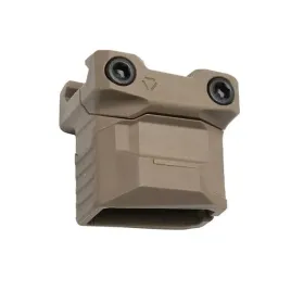 strike-industries-chwyt-przedni-strike-stacked-angled-cms-na-szyne