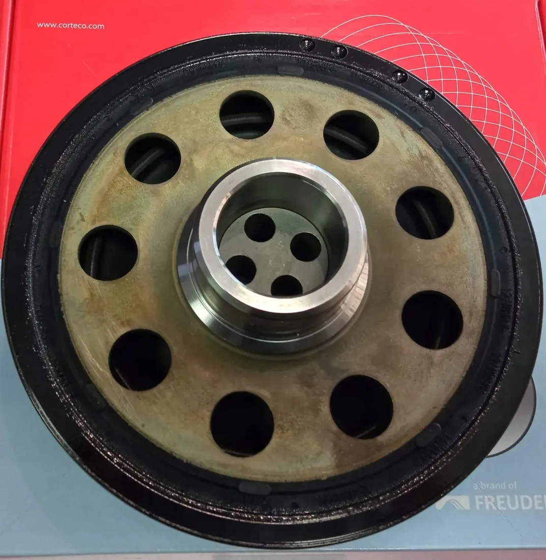 kolo-pasowe-bmw-3-e90-e91-e92-e93-318d-320d-n47