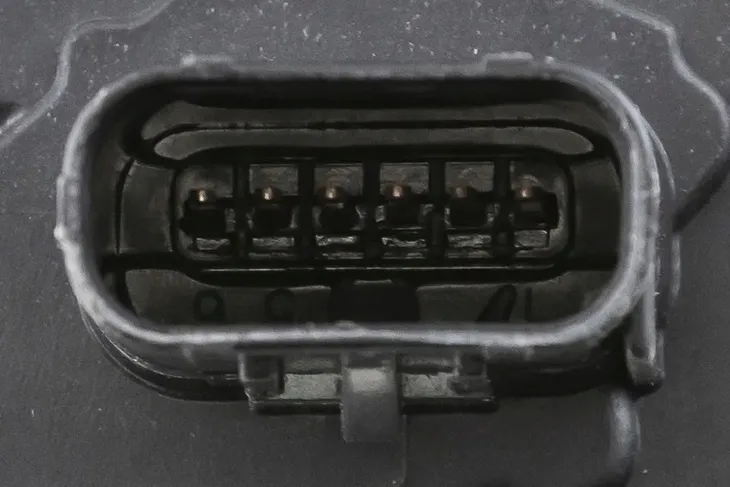 przepustnica-opel-adam-corsa-e-typ-samochodu-samochody-osobowe