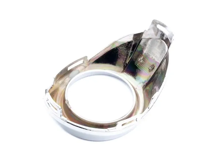 ramka-halogenu-lampy-prawa-focus-iii-typ-samochodu-samochody-osobowe