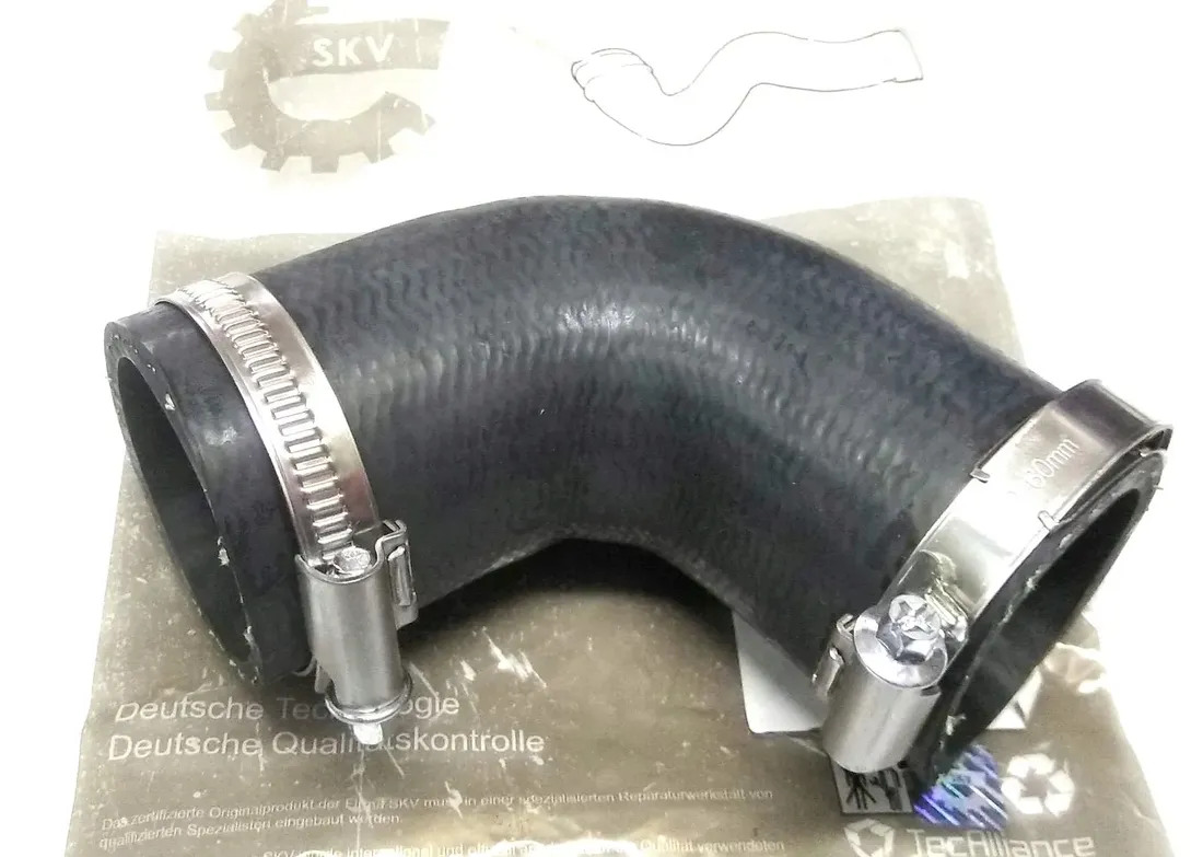 przewod-turbo-intercoolera-renault-master-2-3-dci