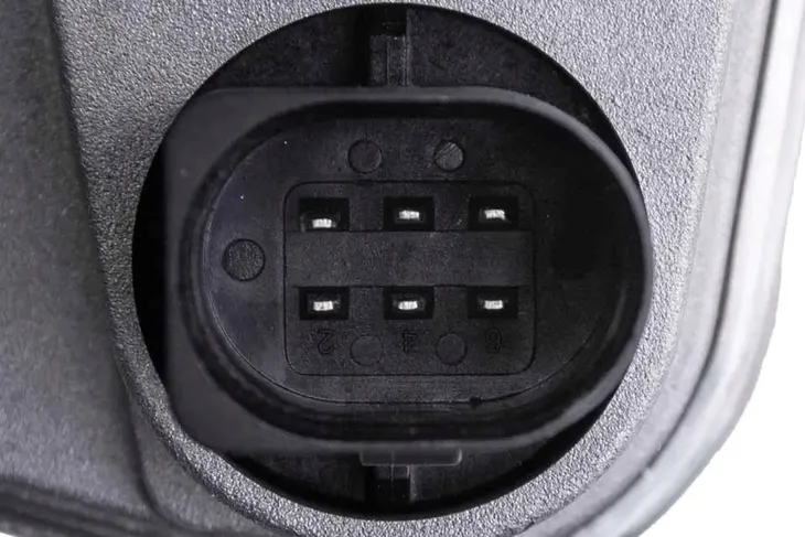 przepustnica-bmw-5-e60-e61-3-e90-e91-1-e81-e87-z4-e85-jakosc-czesci-zgodnie-z-gvo-p-zamiennik-o-jakosci-porownywalnej-do-oryginalu