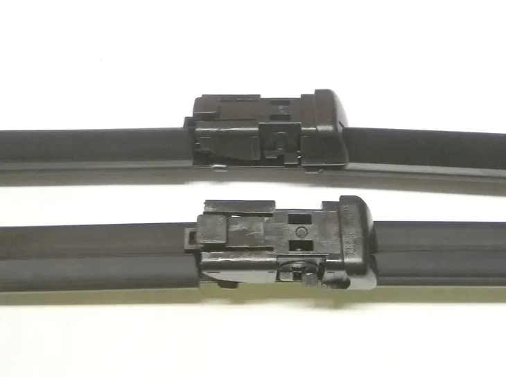 wycieraczki-peugeot-308-2013-pioro-kierowcy-600-mm